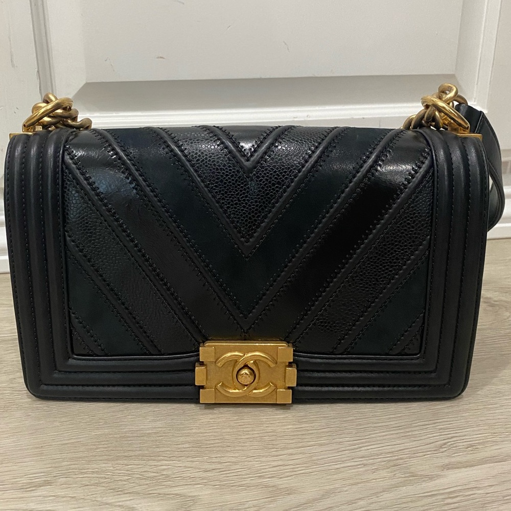 CHANEL Boy Flap Bag Chevron Caviar and Calfskin Old Medium
